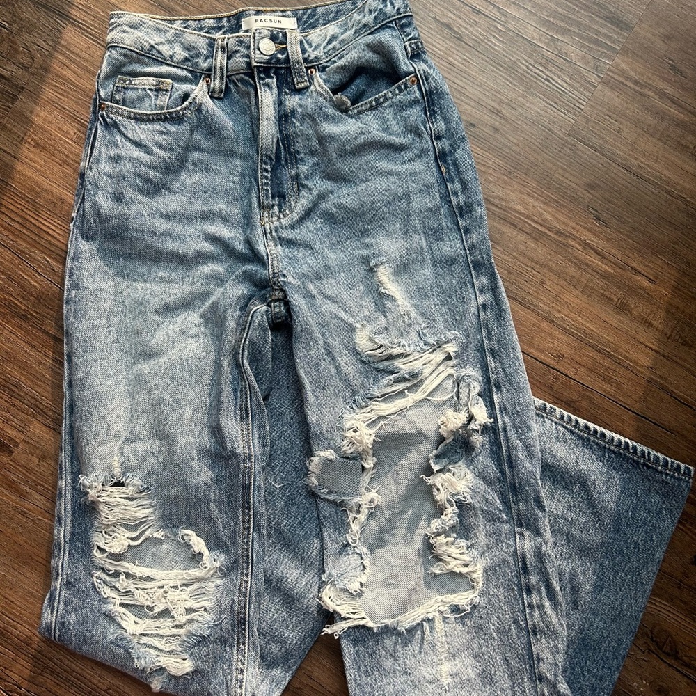 PacSun 90s Boyfriend Jeans
